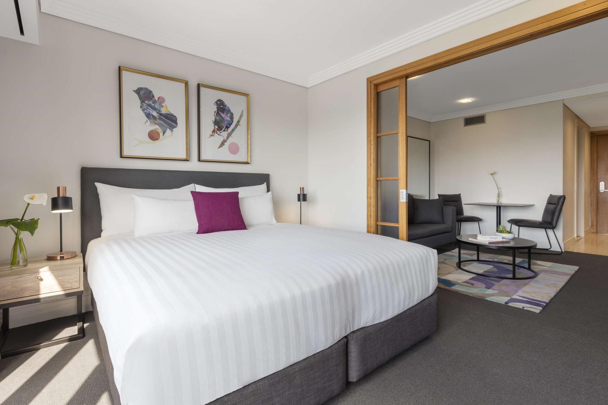 Avani Metropolis Residences Aparthotel 4*